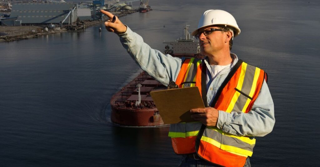 Graphic illustrating the maritime industry preparing for RightShip’s RISQ 3.2 inspection regime